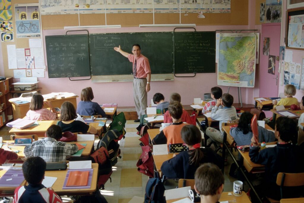 Academic Ministry & Educators Network Issue Network